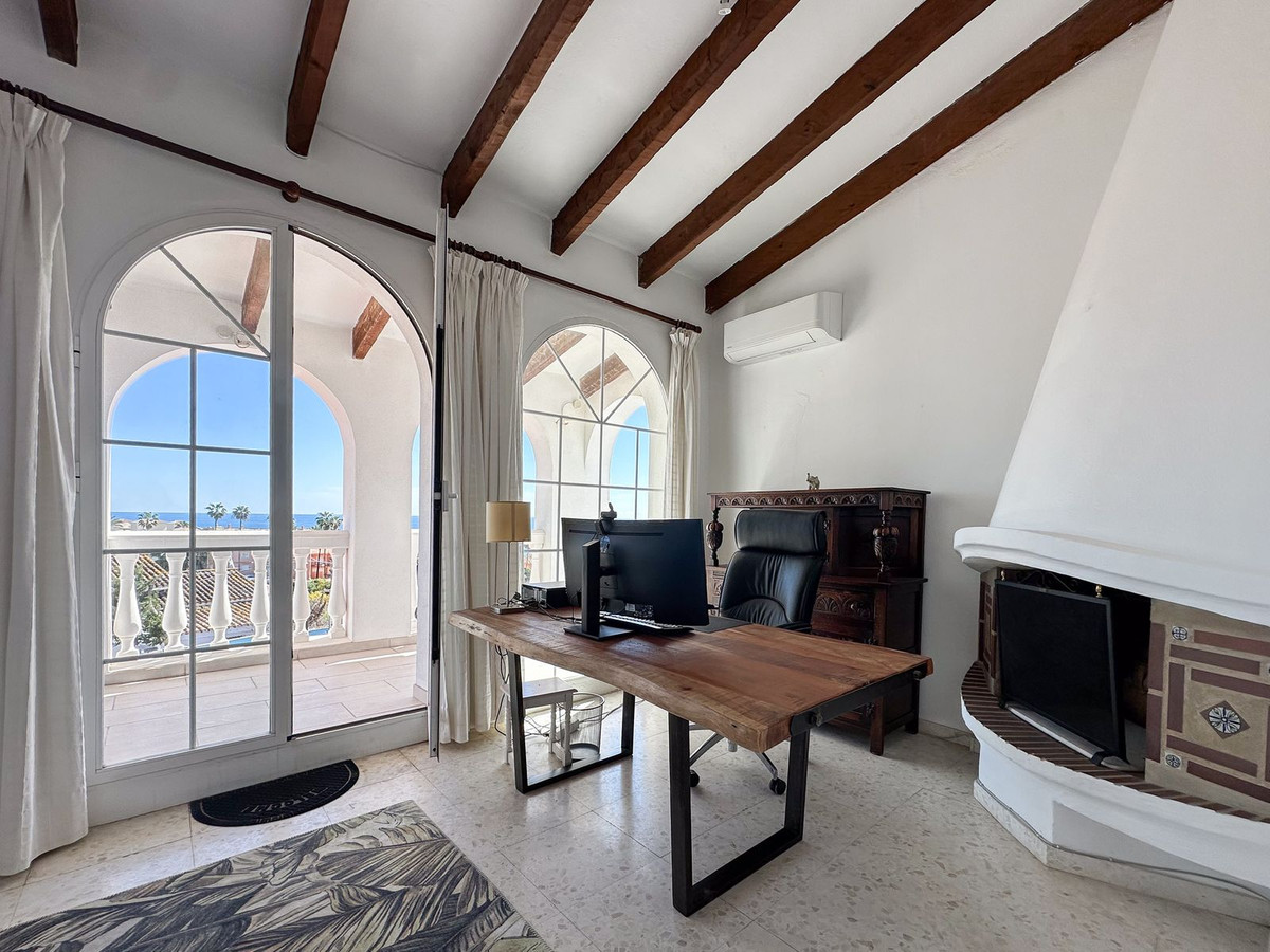 Huis te koop in Estepona | 4 slaapkamers H5327560