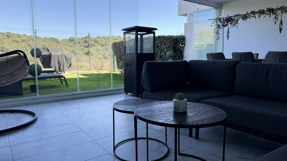 Appartement te koop in Estepona | 2 slaapkamers H5329735