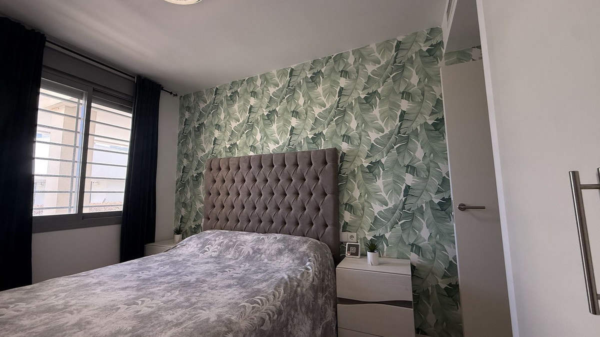 Appartement te koop in Estepona | 2 slaapkamers H5329735