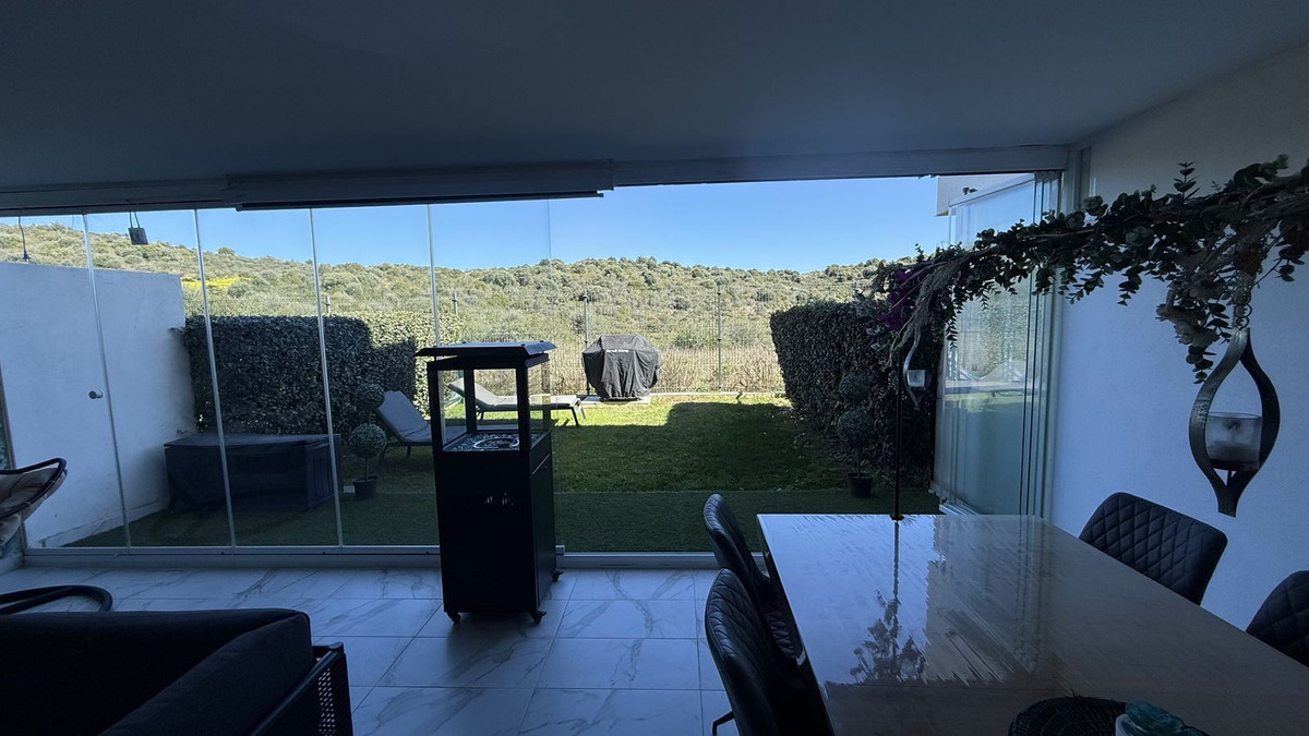 Appartement te koop in Estepona | 2 slaapkamers H5329735