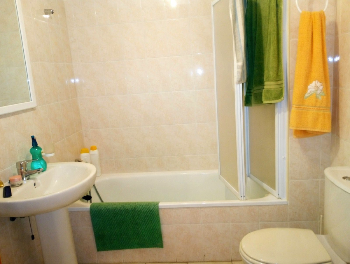 Appartement te koop in Estepona | 3 slaapkamers H5329930