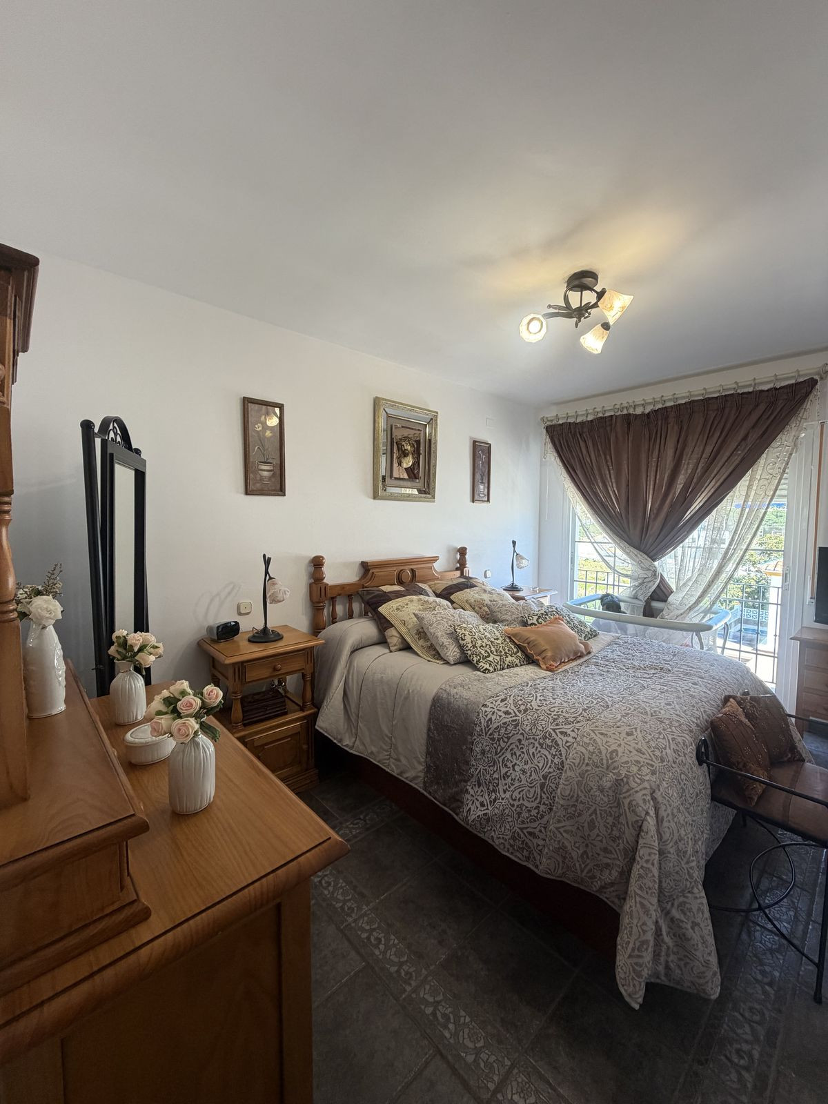 Huis te koop in Estepona | 3 slaapkamers H5332465