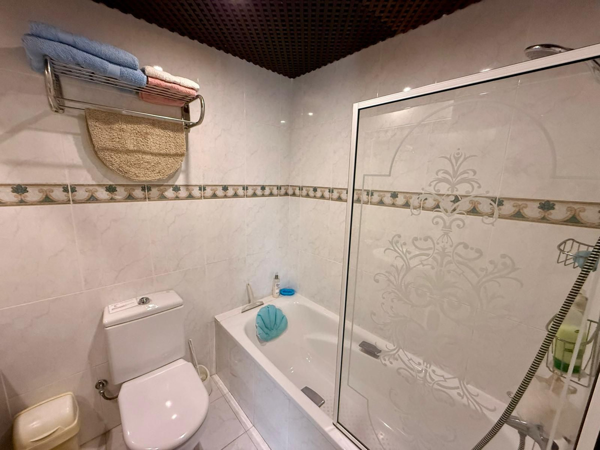 Huis te koop in Estepona | 3 slaapkamers H5335219