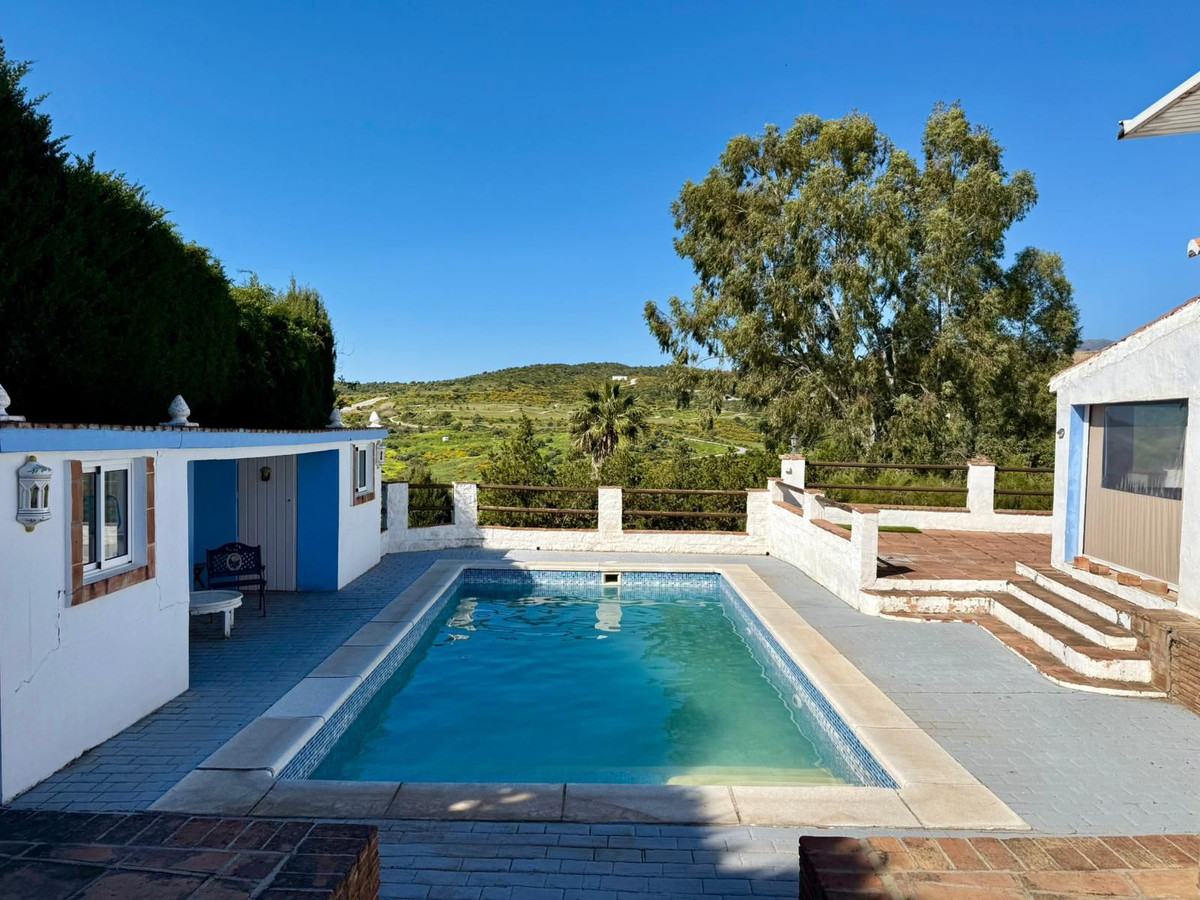 Huis te koop in Estepona | 3 slaapkamers H5335219