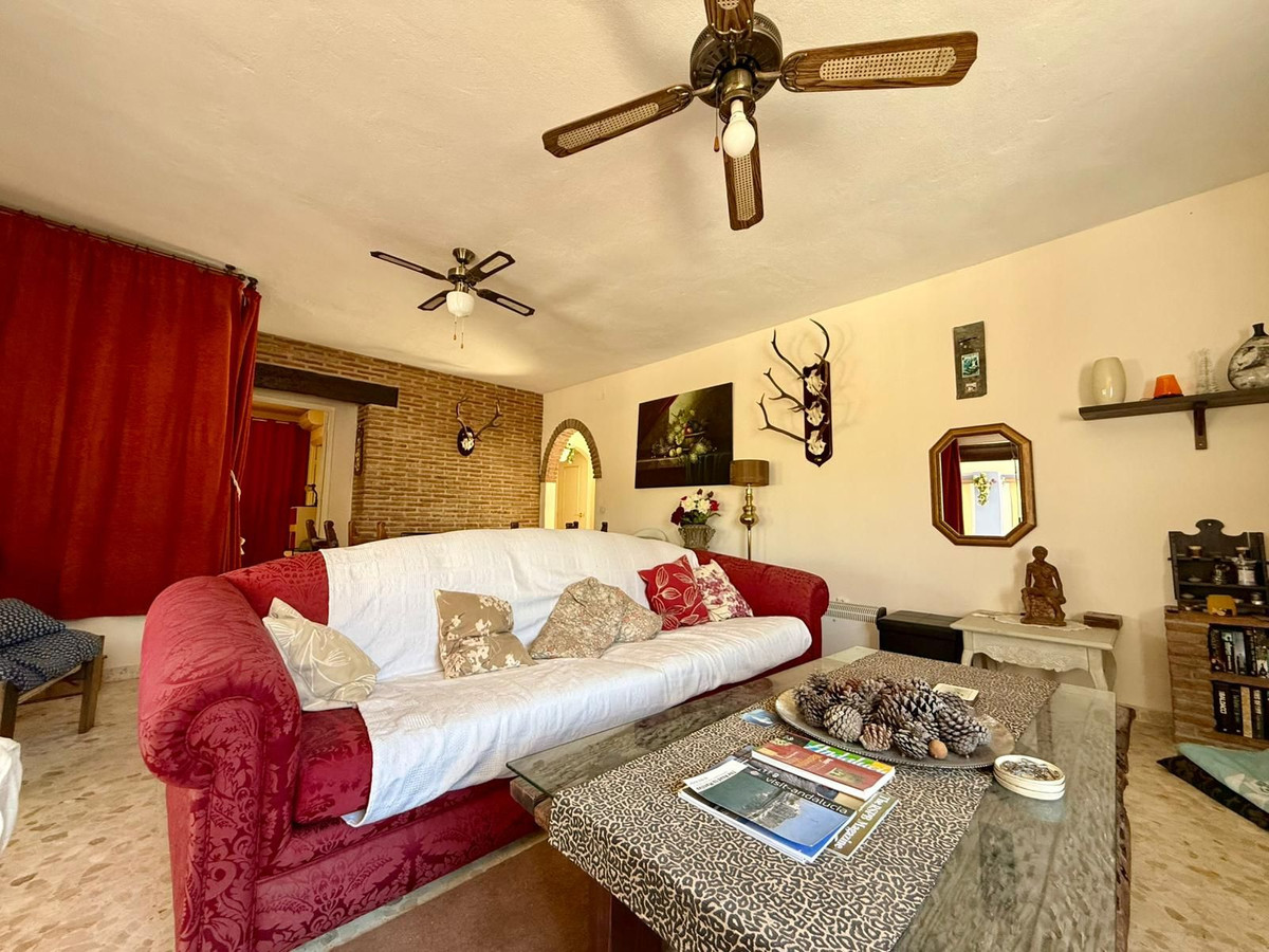 Huis te koop in Estepona | 3 slaapkamers H5335219