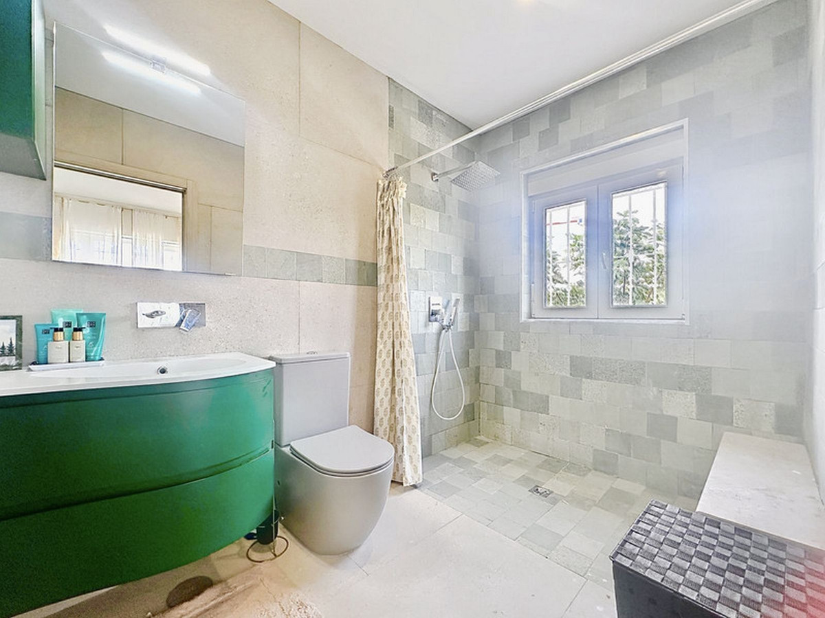 Huis te koop in Estepona | 3 slaapkamers H5335513