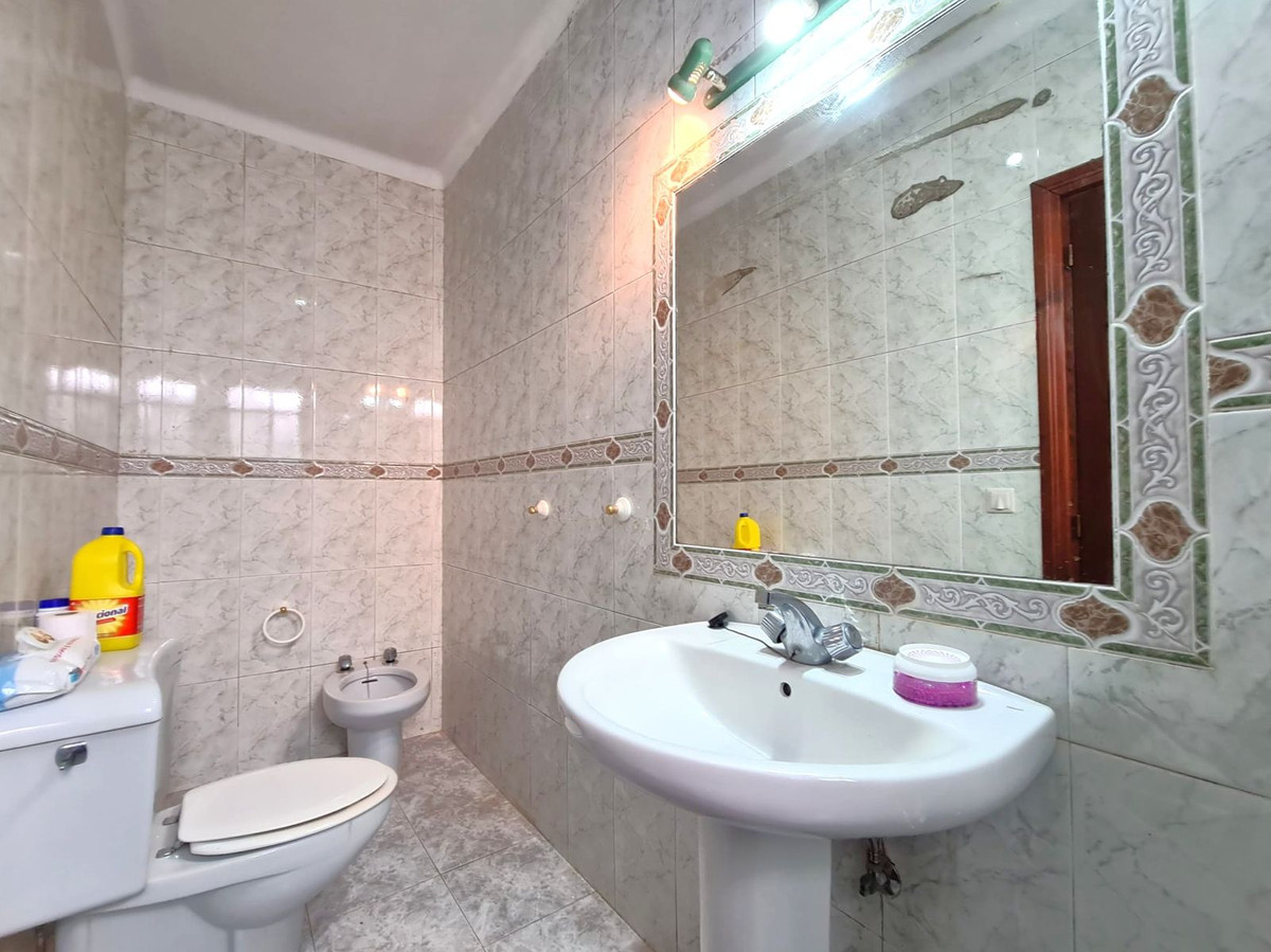Huis te koop in Estepona | 3 slaapkamers H5336092