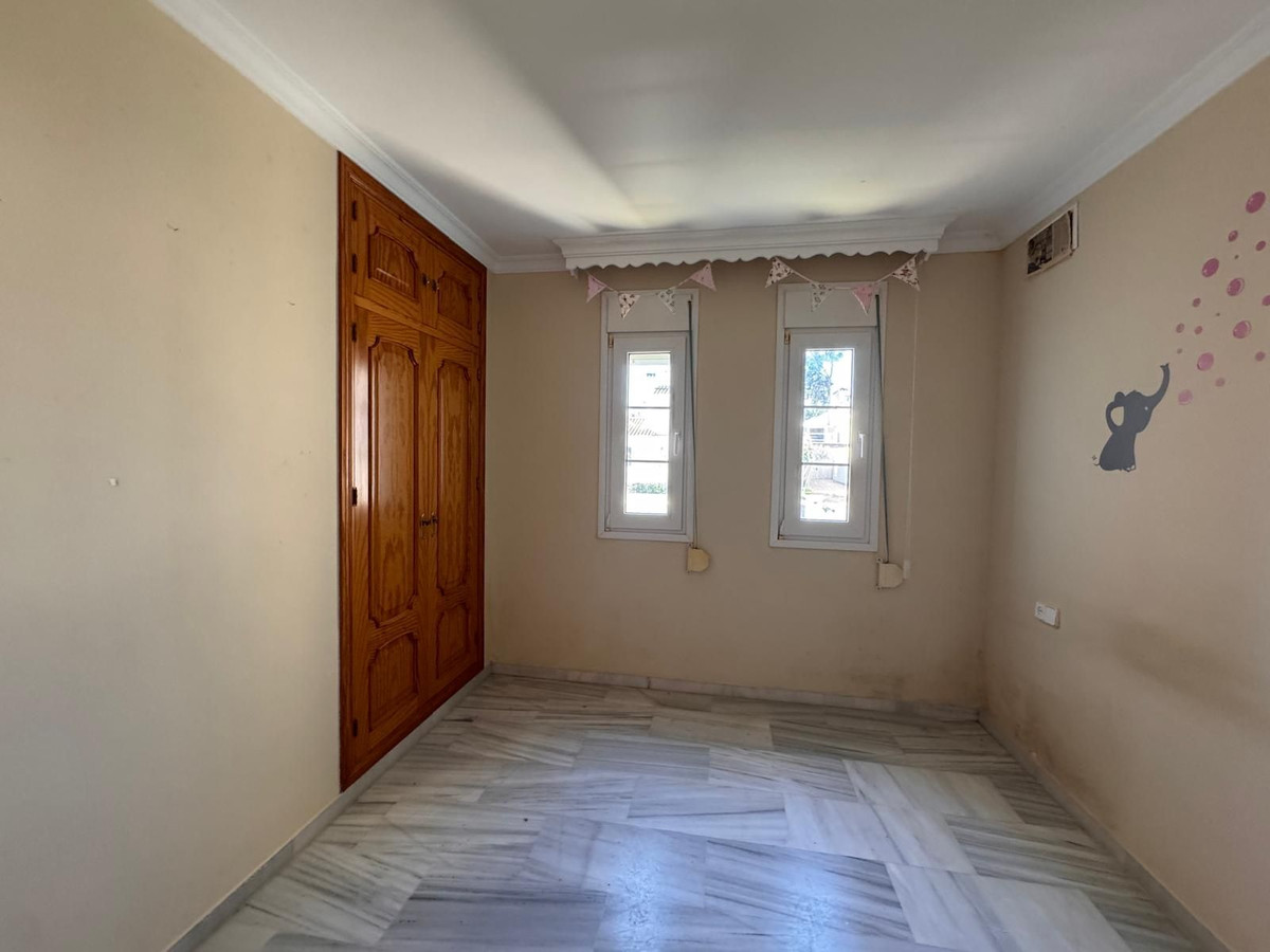 Huis te koop in Estepona | 4 slaapkamers H5336326