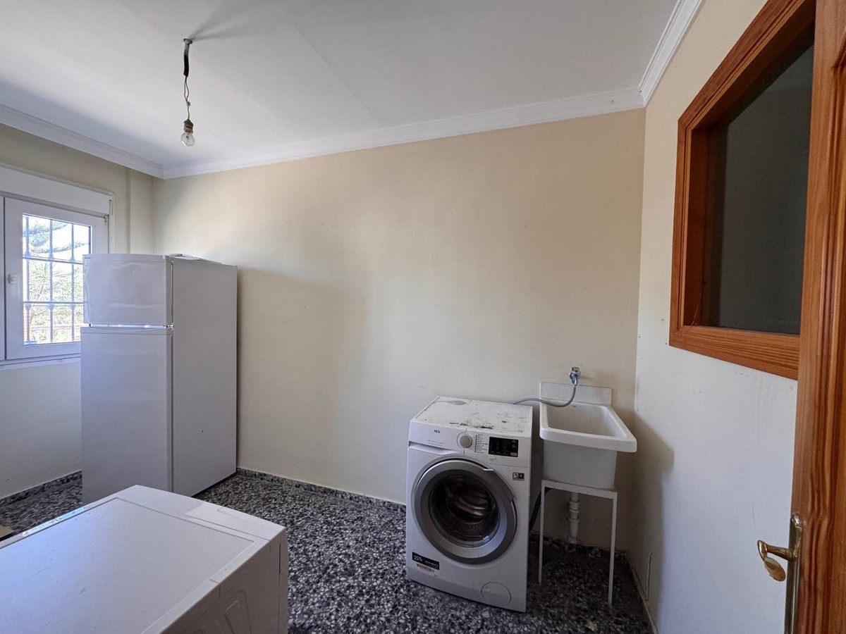 Huis te koop in Estepona | 4 slaapkamers H5336326