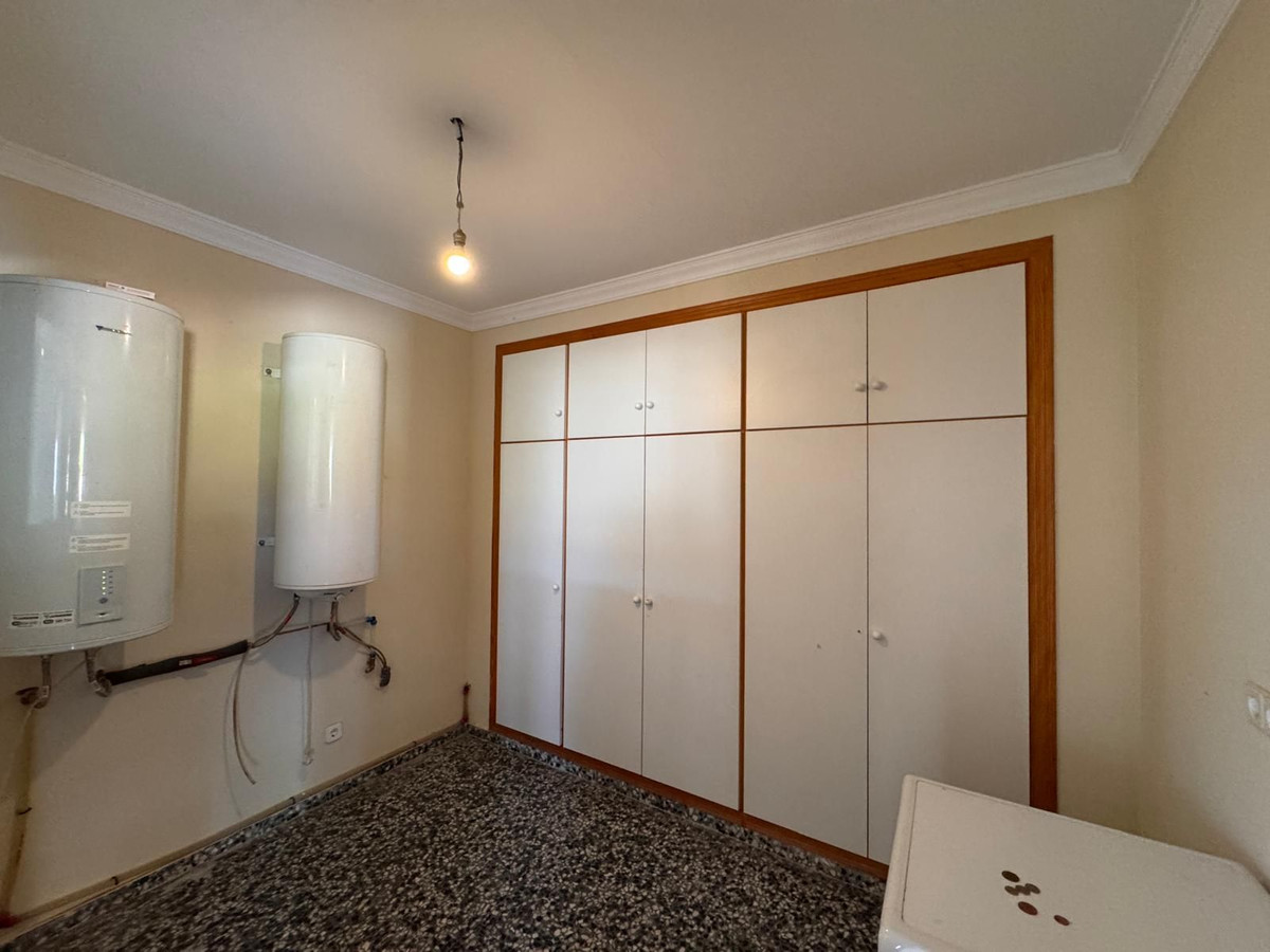 Huis te koop in Estepona | 4 slaapkamers H5336326