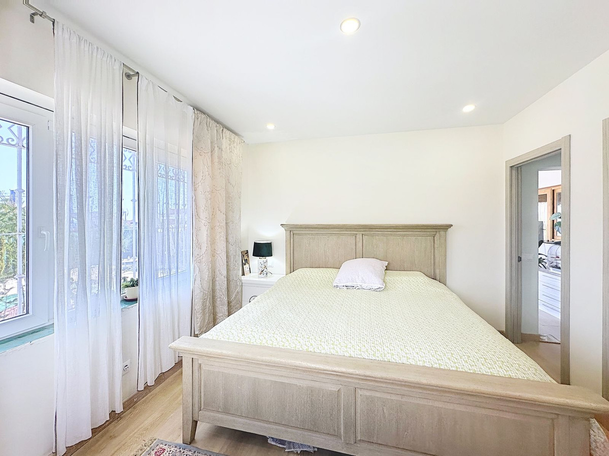 Huis te koop in Estepona | 3 slaapkamers H5336506