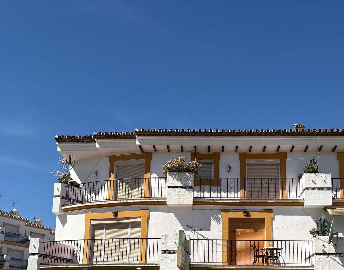 Huis te koop in Estepona | 5 slaapkamers H5337346