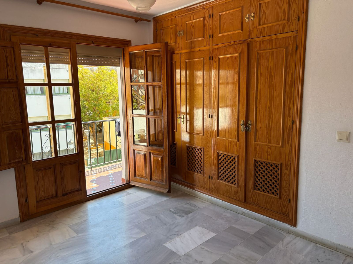 Huis te koop in Estepona | 5 slaapkamers H5337346