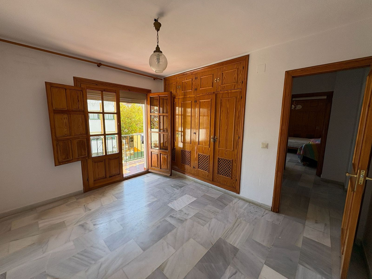 Huis te koop in Estepona | 5 slaapkamers H5337346