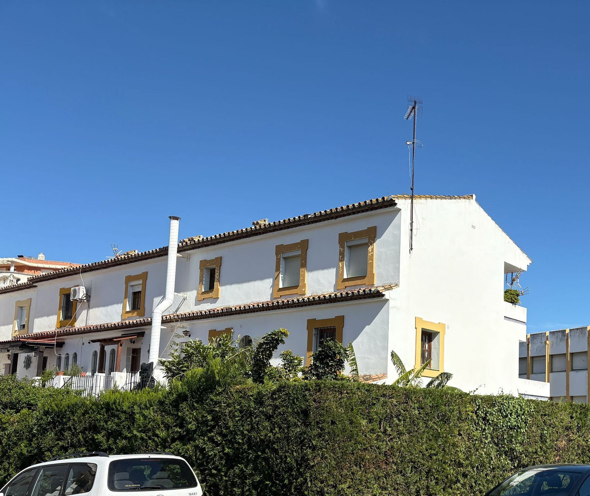 Huis te koop in Estepona | 5 slaapkamers H5337346