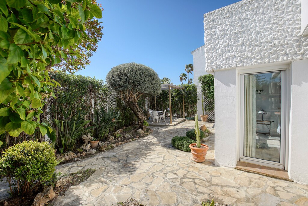 Huis te koop in Estepona | 3 slaapkamers H5337679