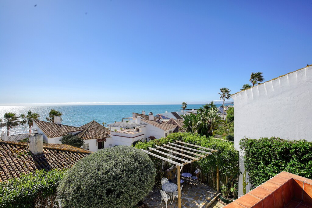 Huis te koop in Estepona | 3 slaapkamers H5337679