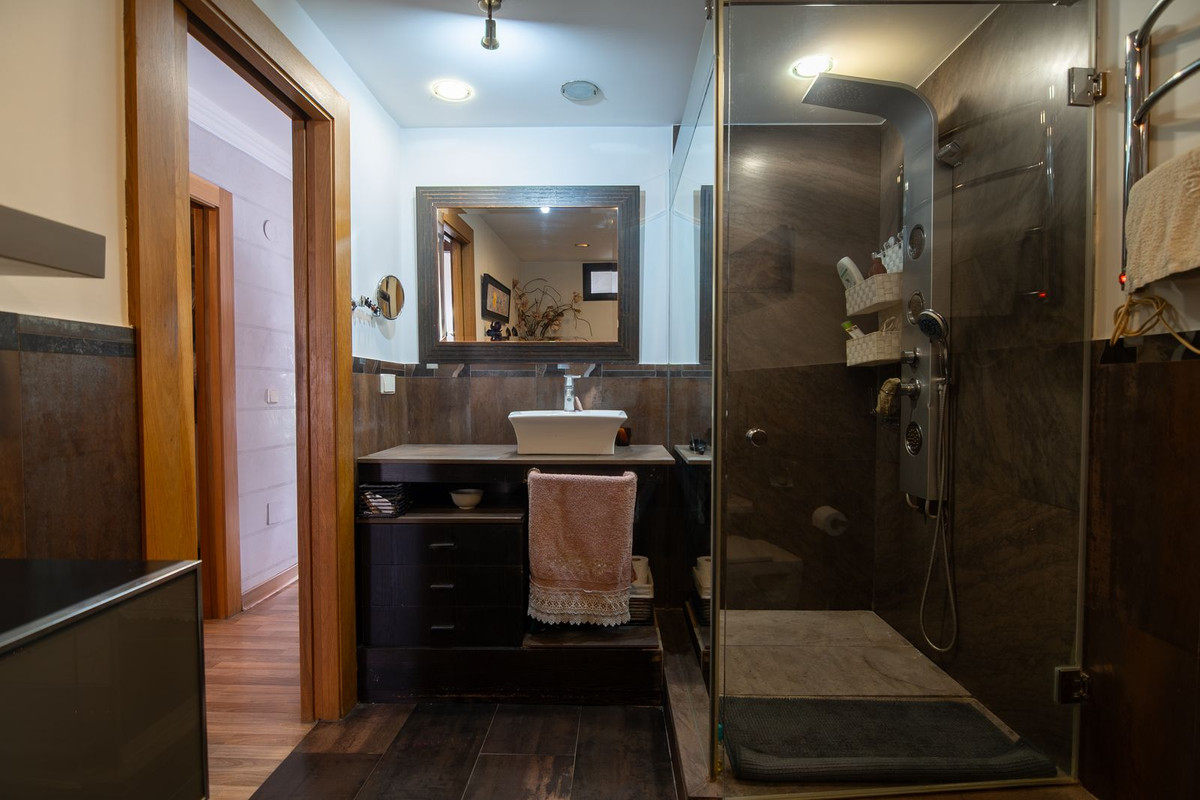 Huis te koop in Estepona | 3 slaapkamers H5338810