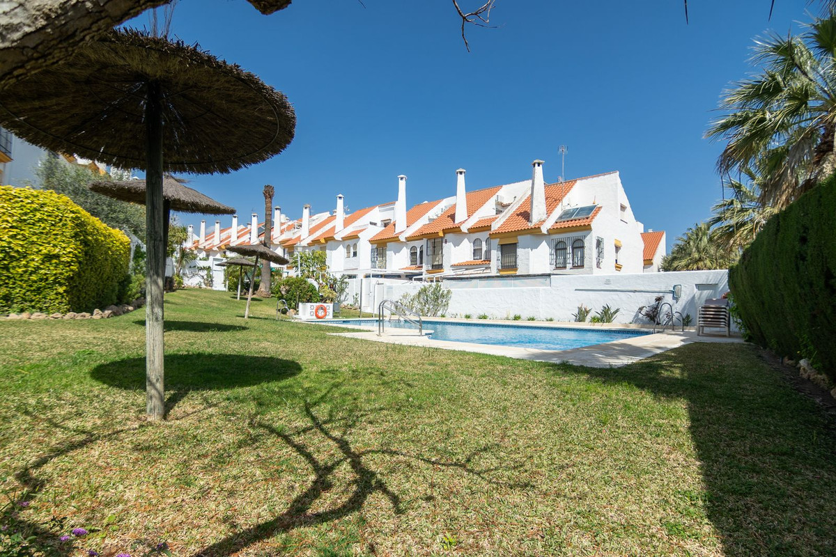 Huis te koop in Estepona | 3 slaapkamers H5338810