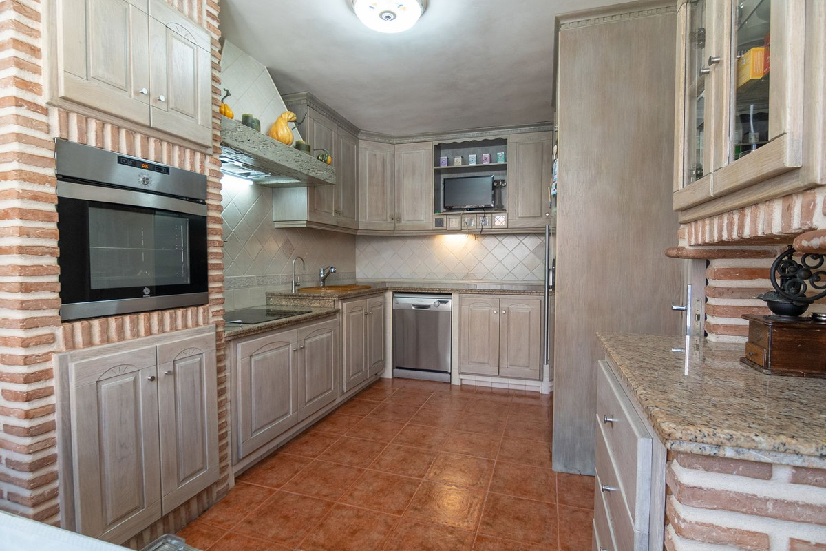 Huis te koop in Estepona | 3 slaapkamers H5338810