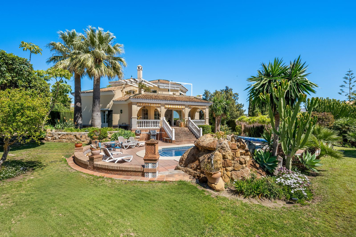 Huis te koop in Estepona | 3 slaapkamers H5340601