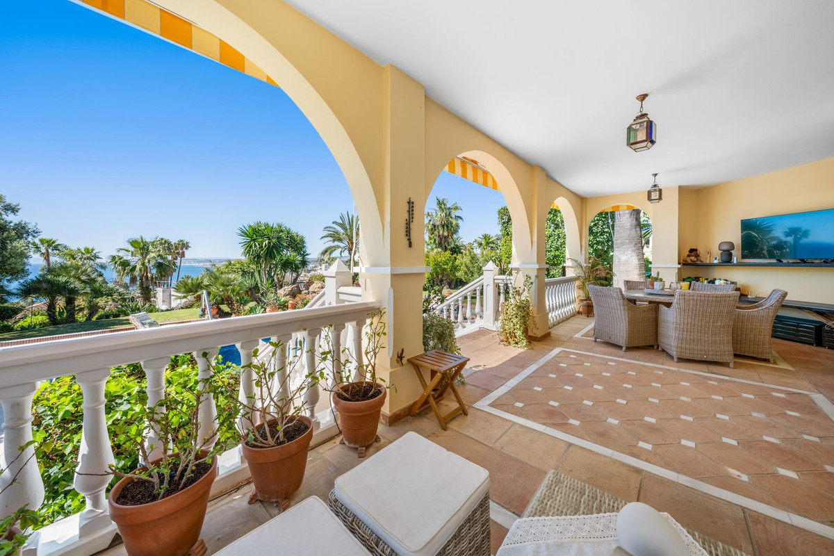 Huis te koop in Estepona | 3 slaapkamers H5340601