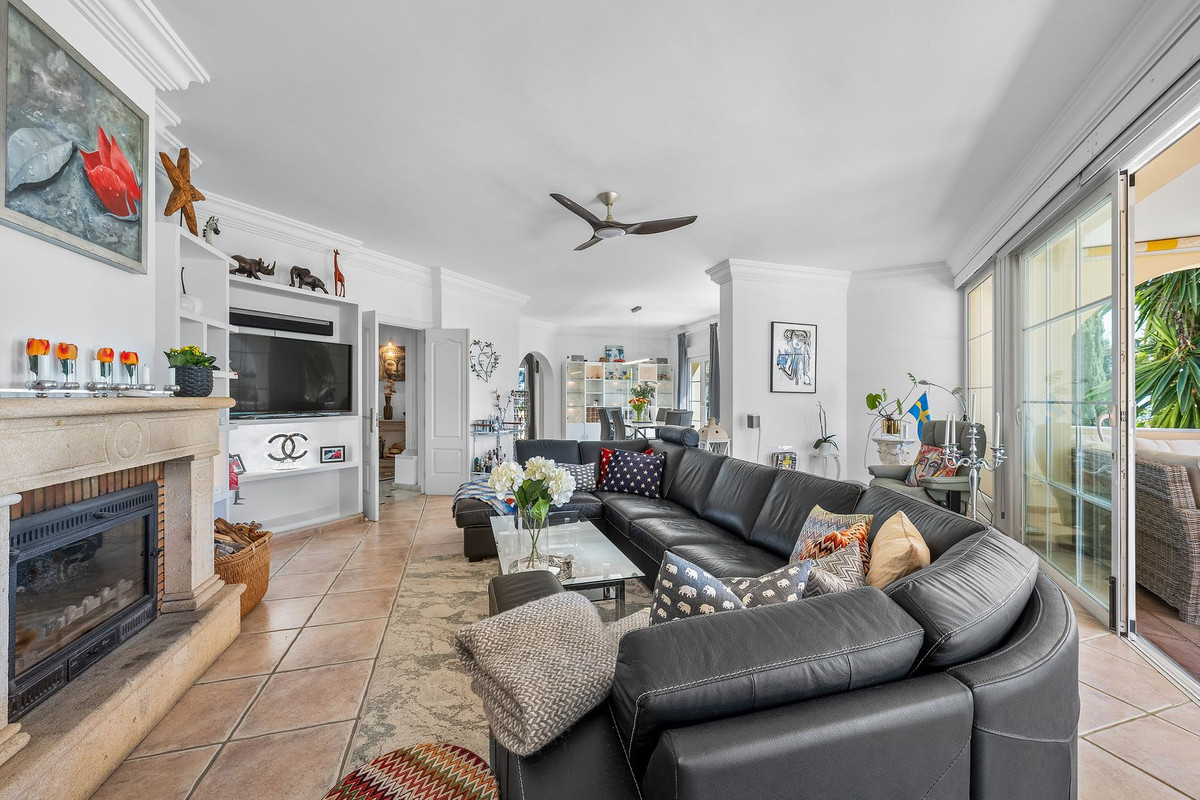 Huis te koop in Estepona | 3 slaapkamers H5340601