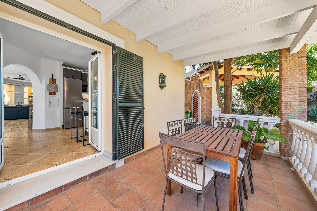 Huis te koop in Estepona | 3 slaapkamers H5340601