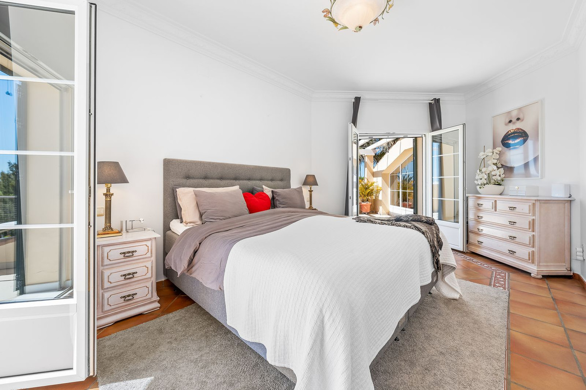 Huis te koop in Estepona | 3 slaapkamers H5340601