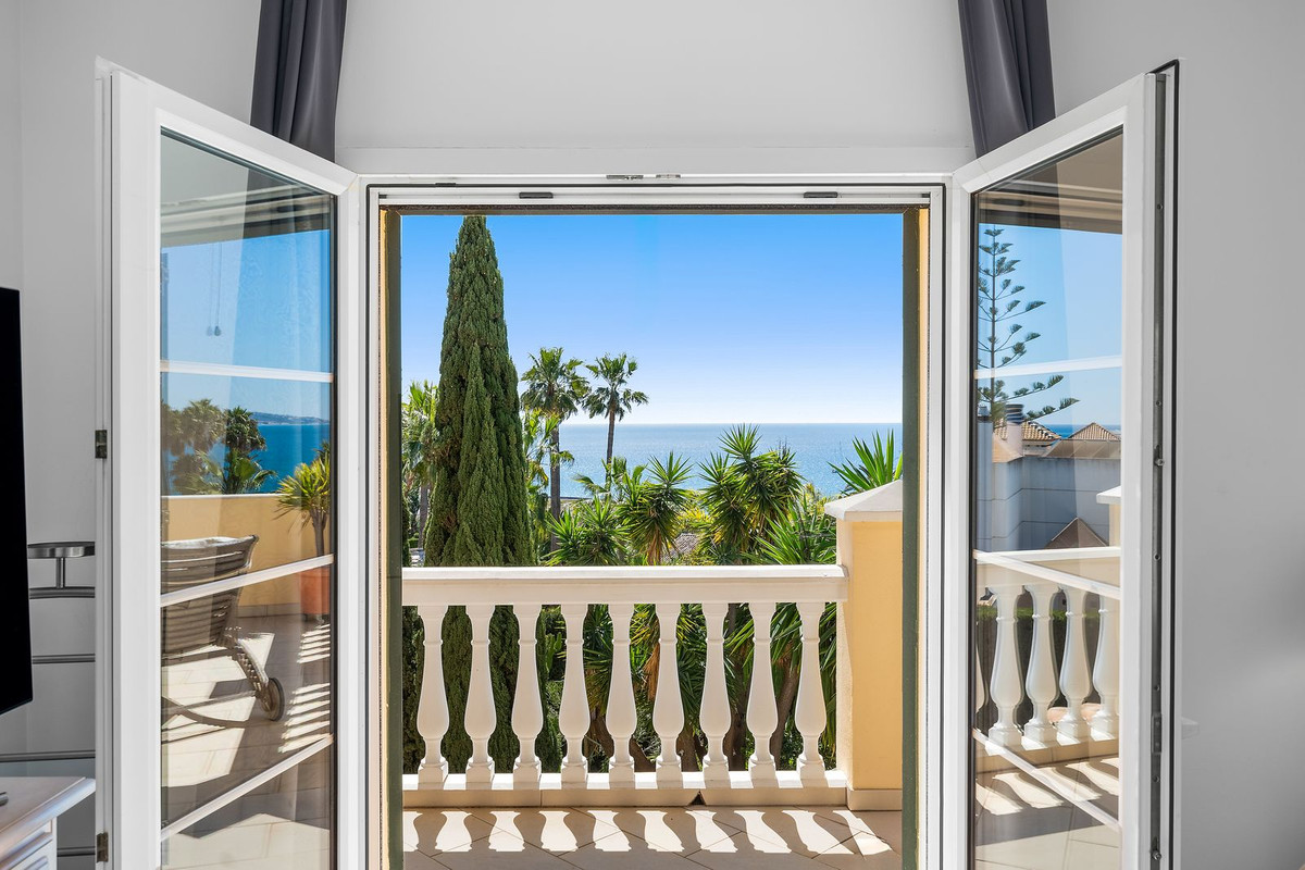 Huis te koop in Estepona | 3 slaapkamers H5340601