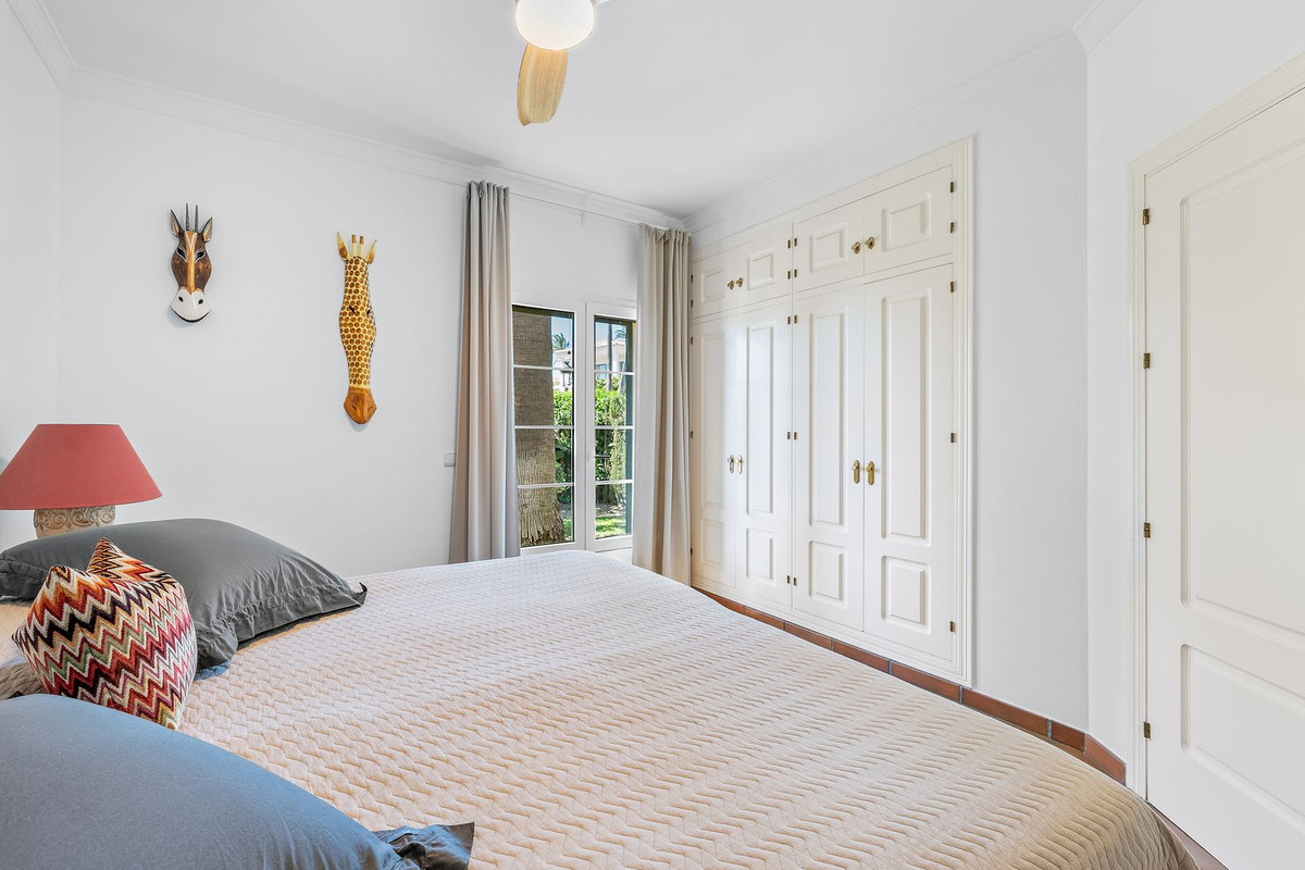 Huis te koop in Estepona | 3 slaapkamers H5340601