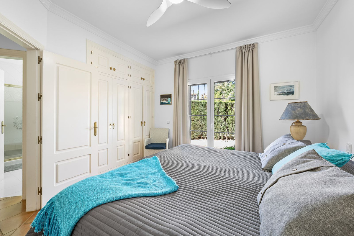 Huis te koop in Estepona | 3 slaapkamers H5340601