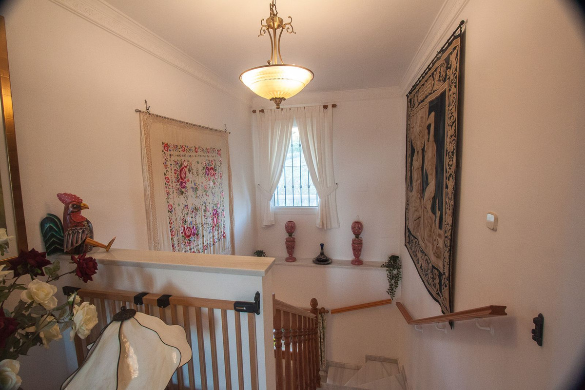 Finca - Cortijo te koop in Estepona | 4 slaapkamers H5340781