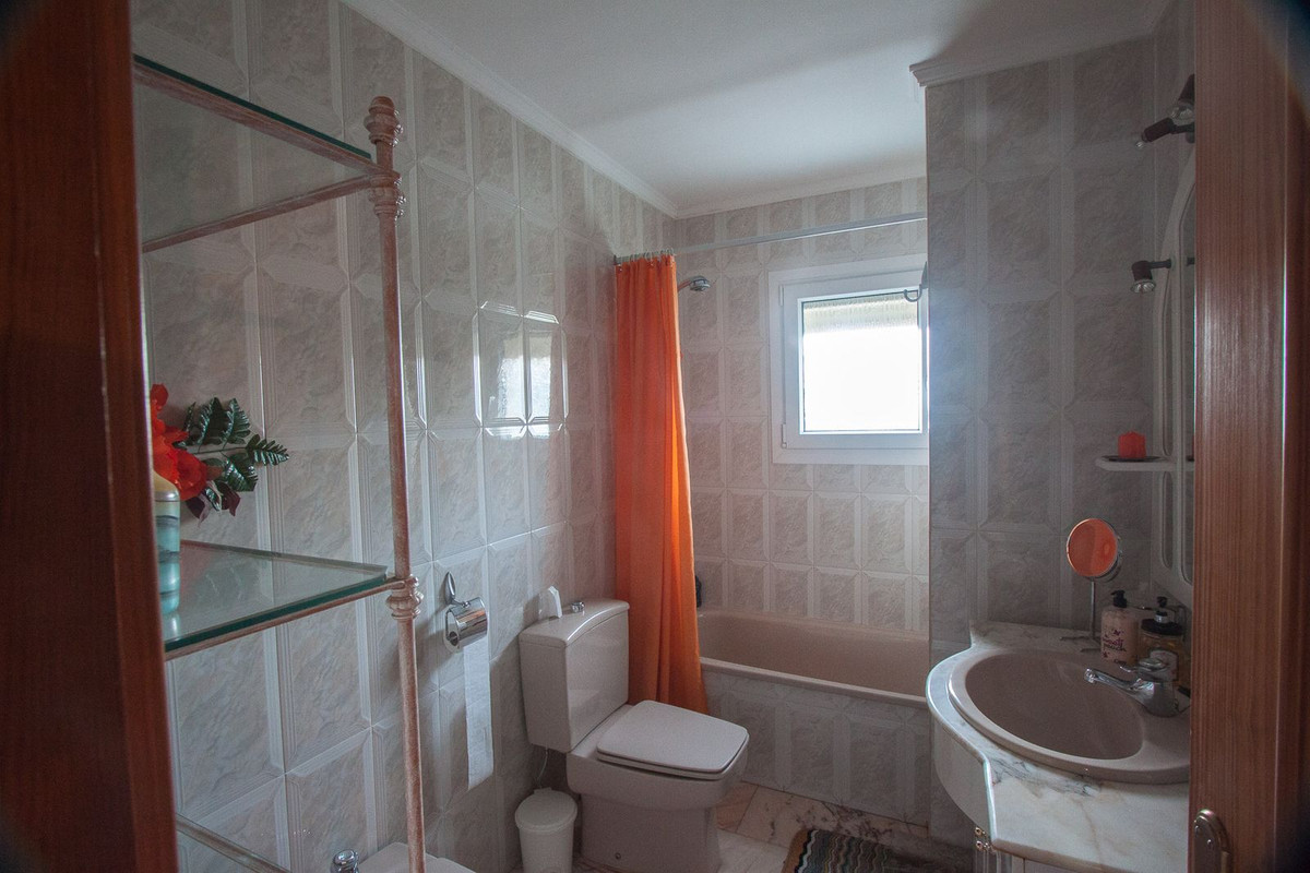 Finca - Cortijo te koop in Estepona | 4 slaapkamers H5340781