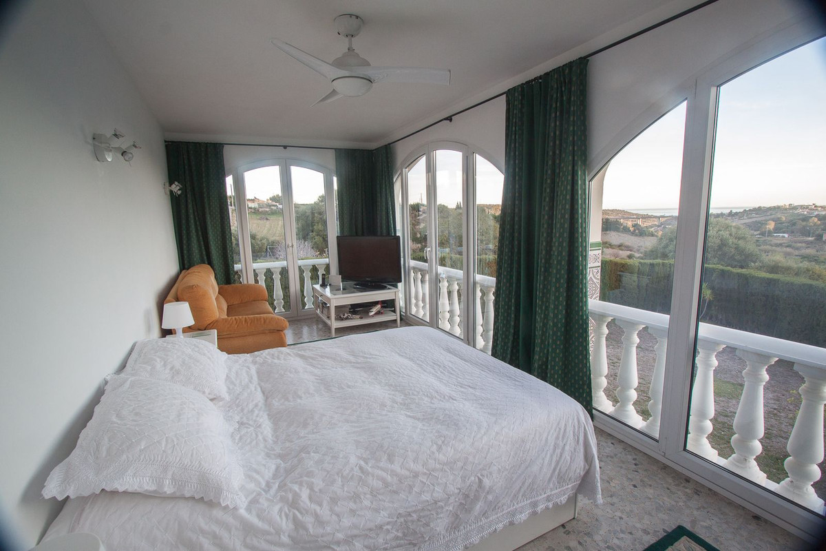Finca - Cortijo te koop in Estepona | 4 slaapkamers H5340781