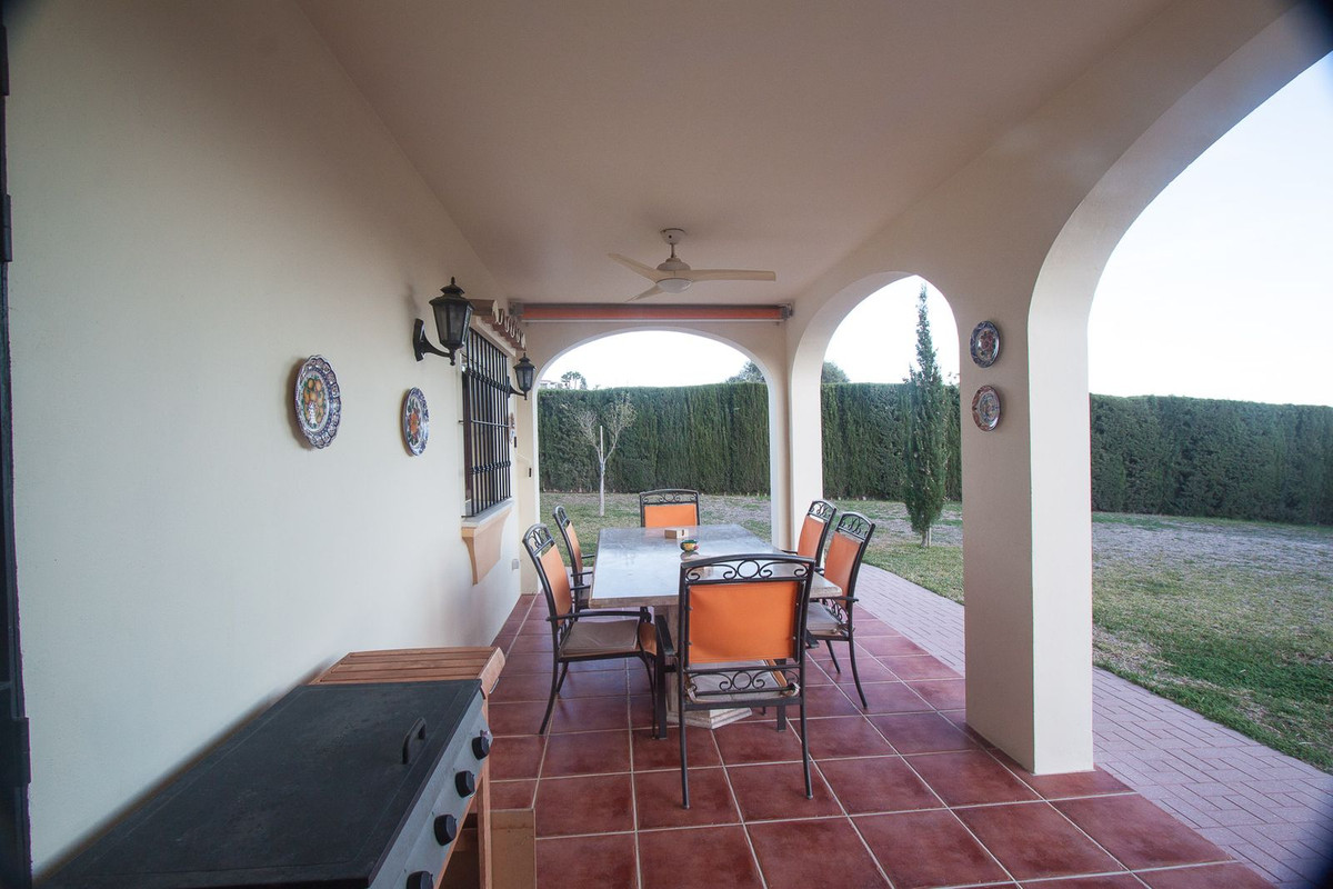 Finca - Cortijo te koop in Estepona | 4 slaapkamers H5340781