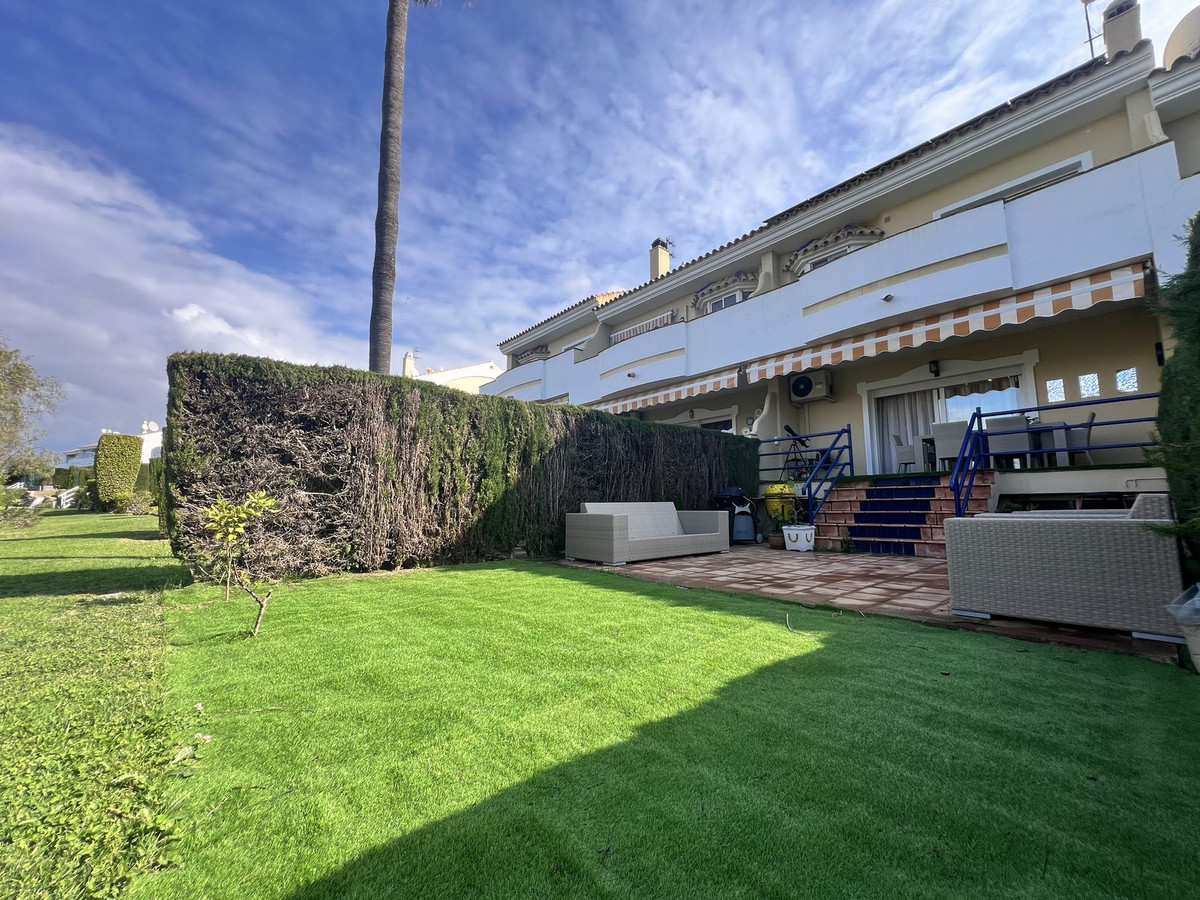 Huis te koop in Estepona | 3 slaapkamers H5342323