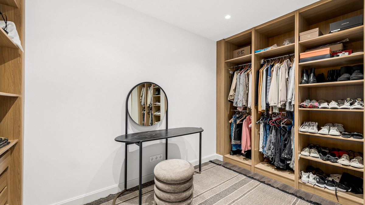 Huis te koop in Estepona | 5 slaapkamers H5342419