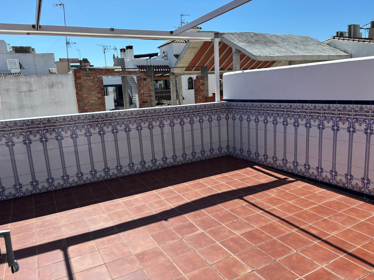 Huis te koop in Estepona | 2 slaapkamers H5346316
