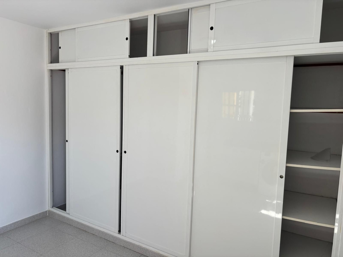 Huis te koop in Estepona | 2 slaapkamers H5346316