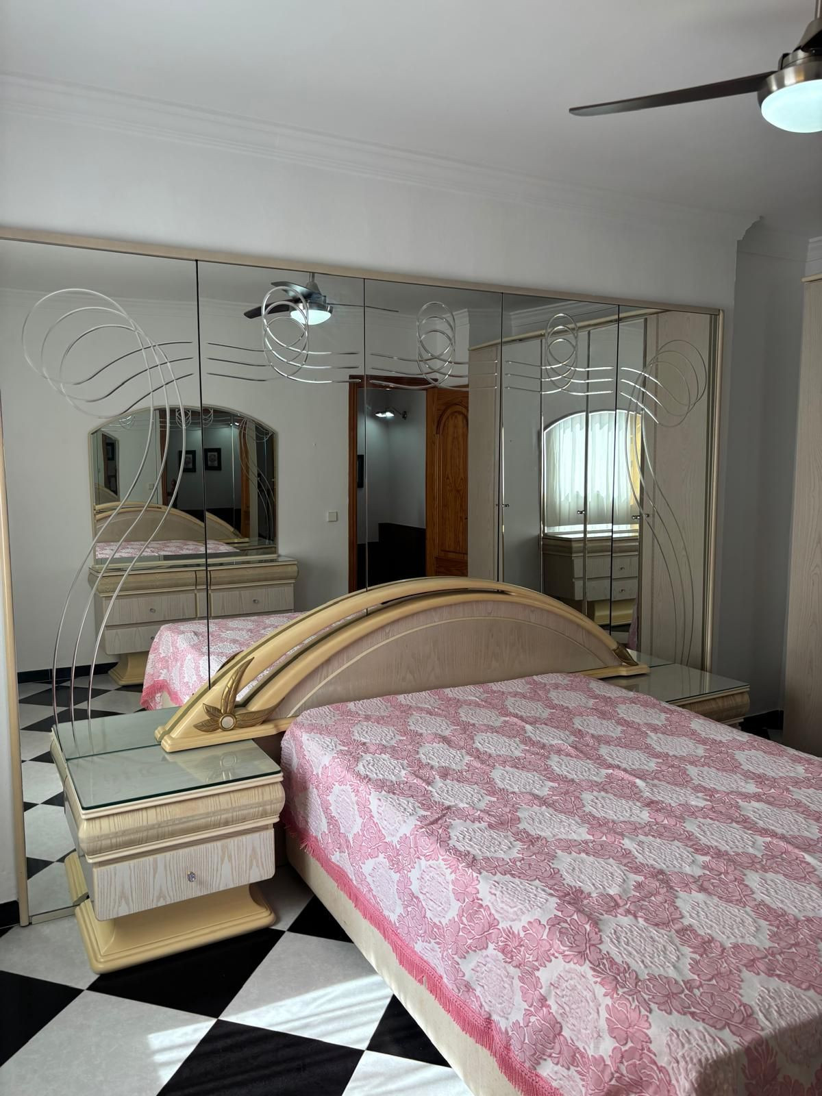 Huis te koop in Estepona | 2 slaapkamers H5346316