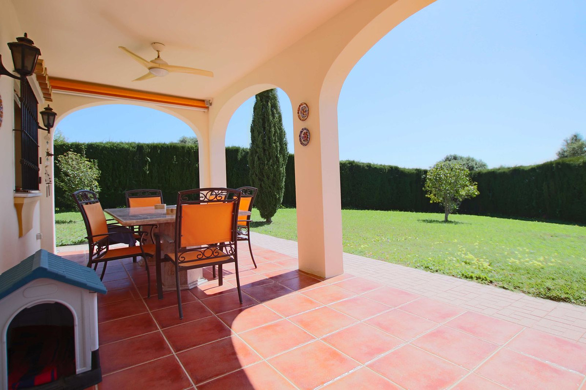 Huis te koop in Estepona | 4 slaapkamers H5346400