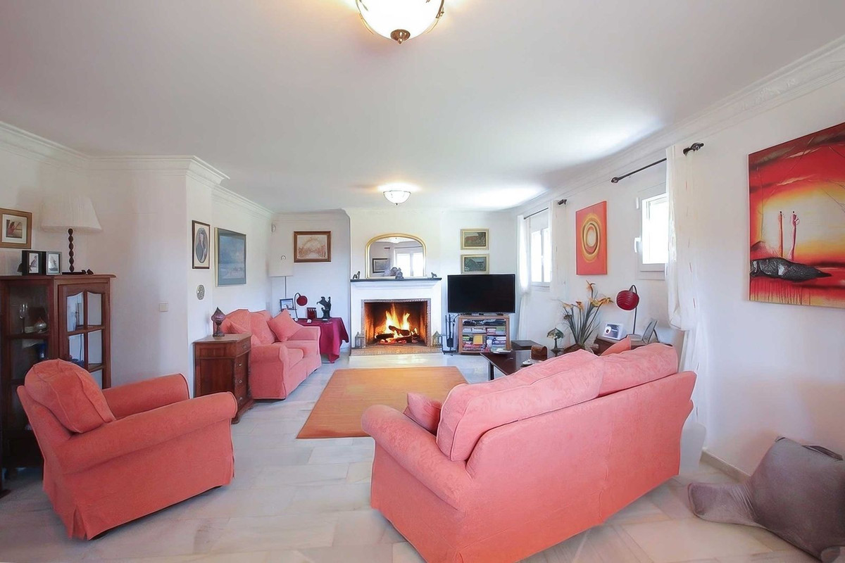 Huis te koop in Estepona | 4 slaapkamers H5346400