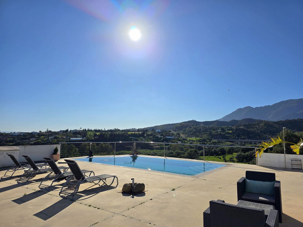 Huis te koop in Estepona | 4 slaapkamers H5346628