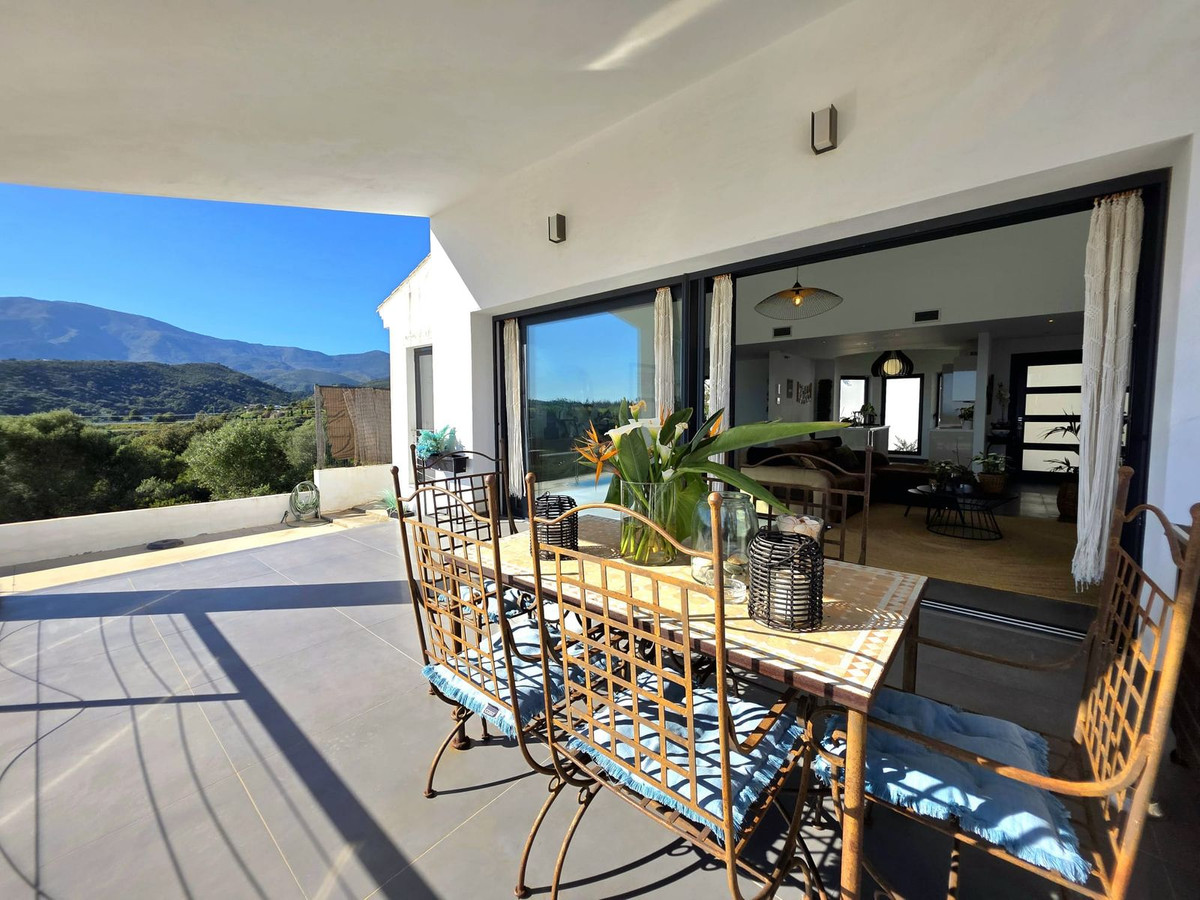 Huis te koop in Estepona | 4 slaapkamers H5346628