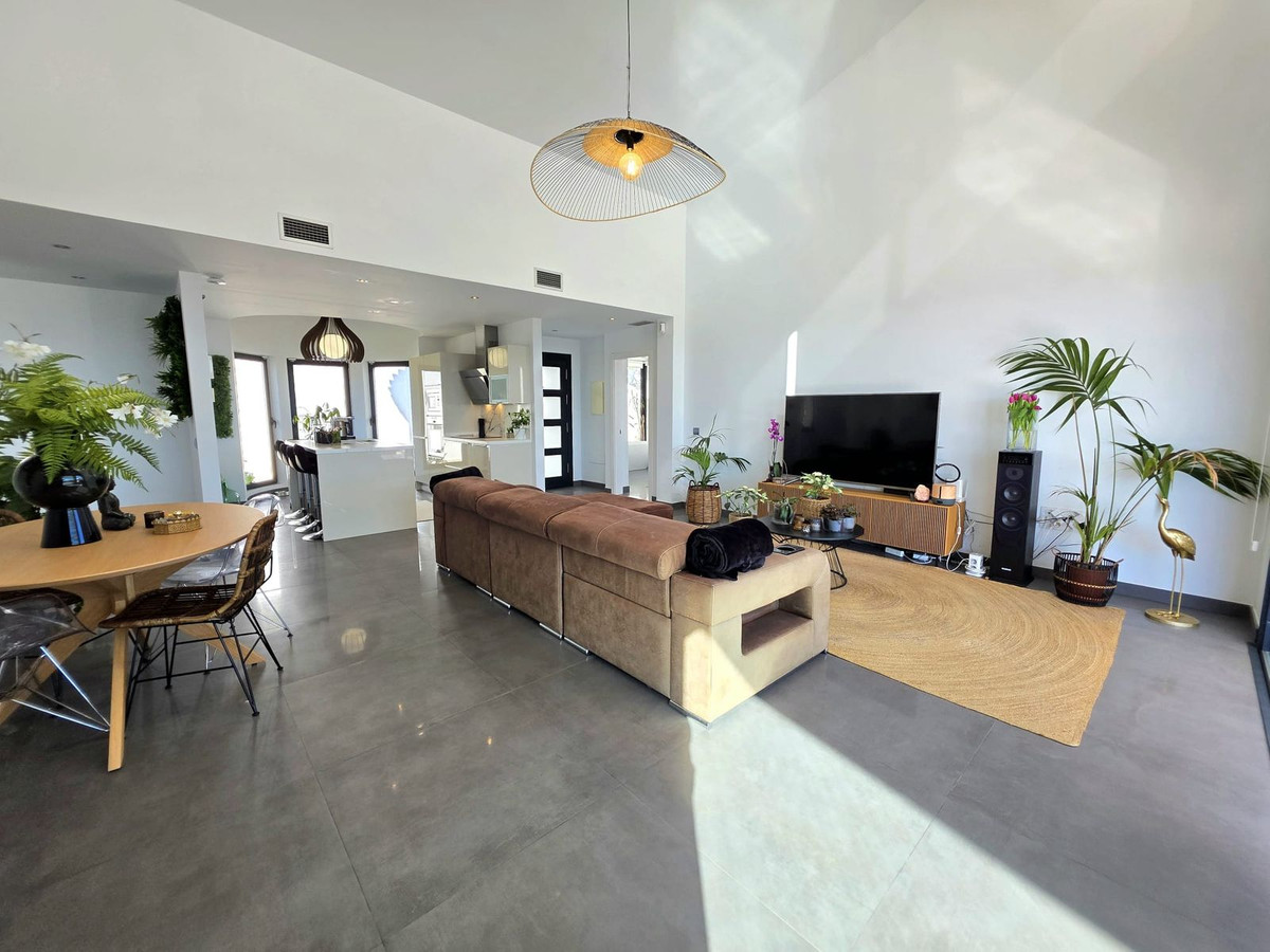 Huis te koop in Estepona | 4 slaapkamers H5346628