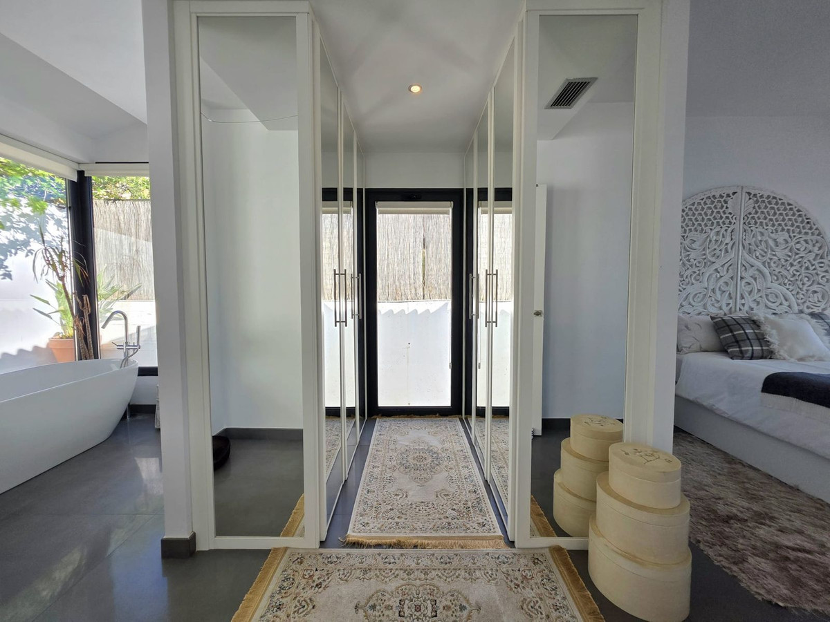 Huis te koop in Estepona | 4 slaapkamers H5346628