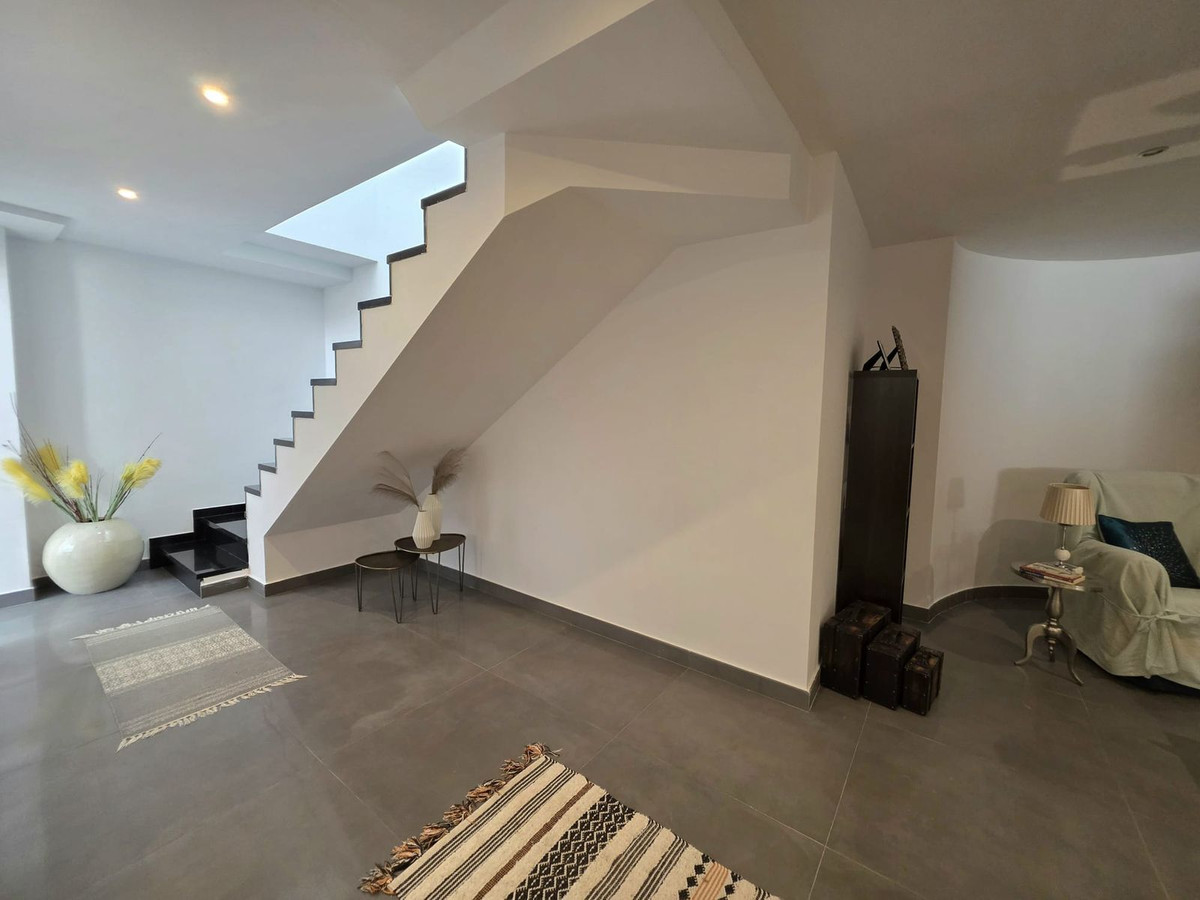 Huis te koop in Estepona | 4 slaapkamers H5346628