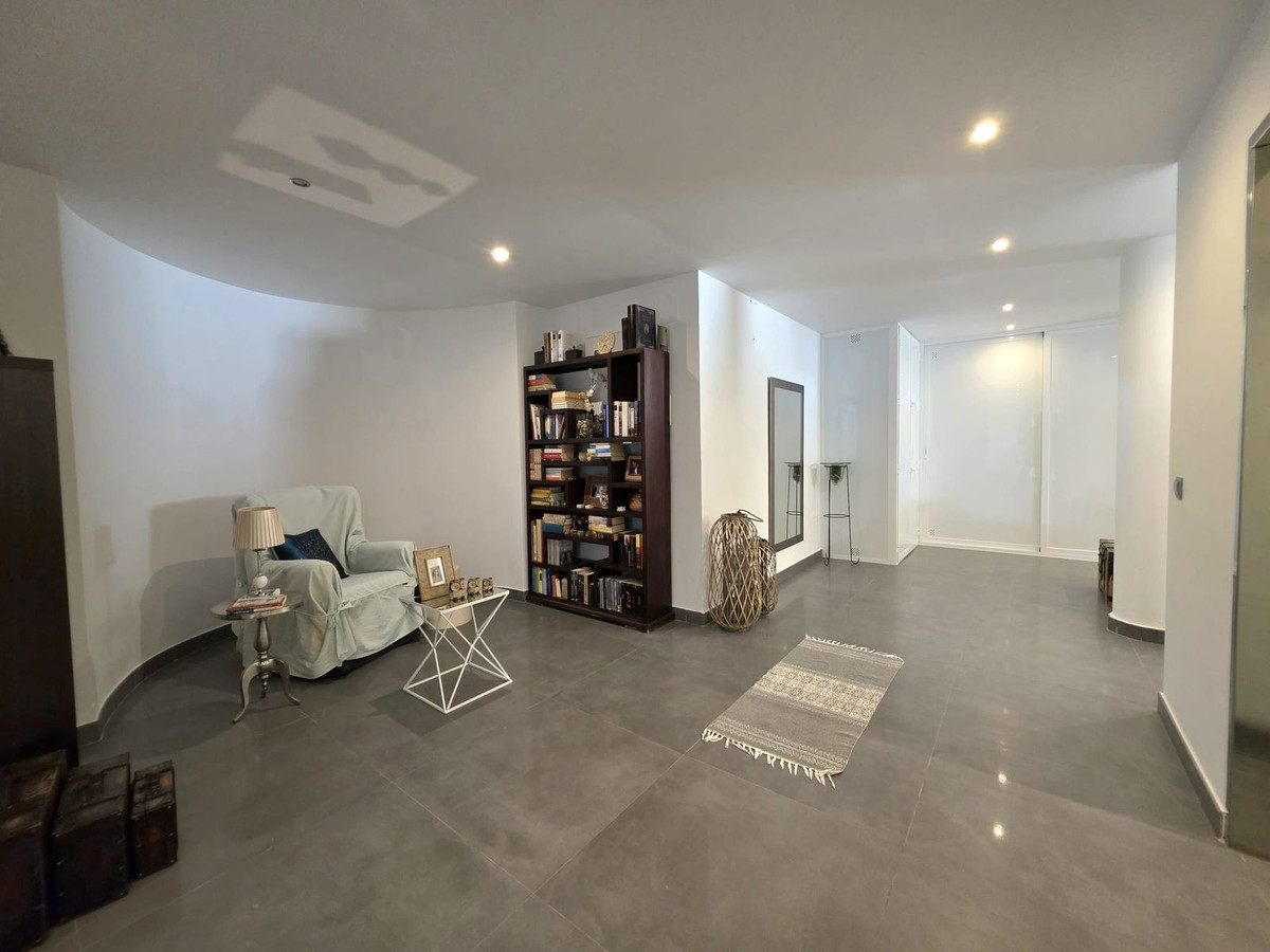 Huis te koop in Estepona | 4 slaapkamers H5346628