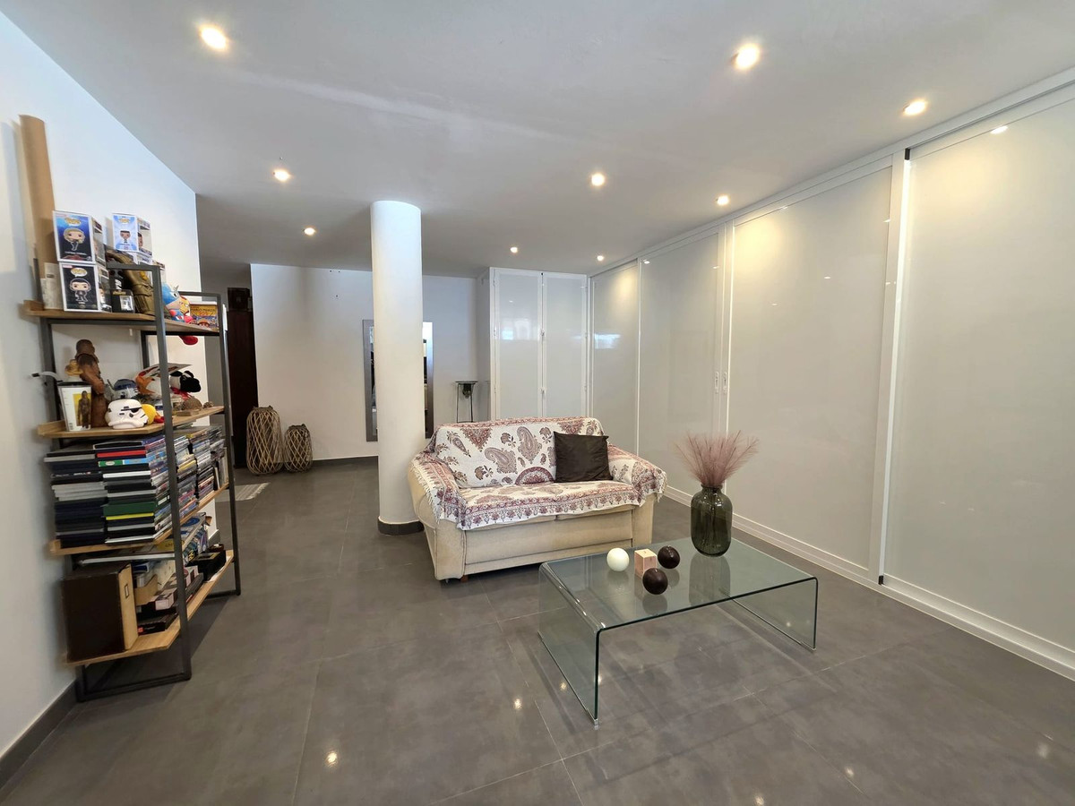 Huis te koop in Estepona | 4 slaapkamers H5346628